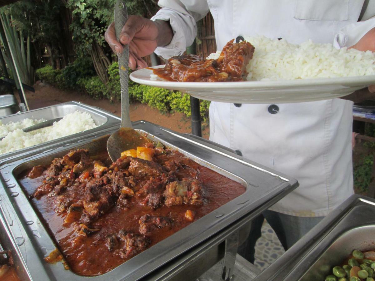 Bluegum Avenue Lodge Zomba Bagian luar foto